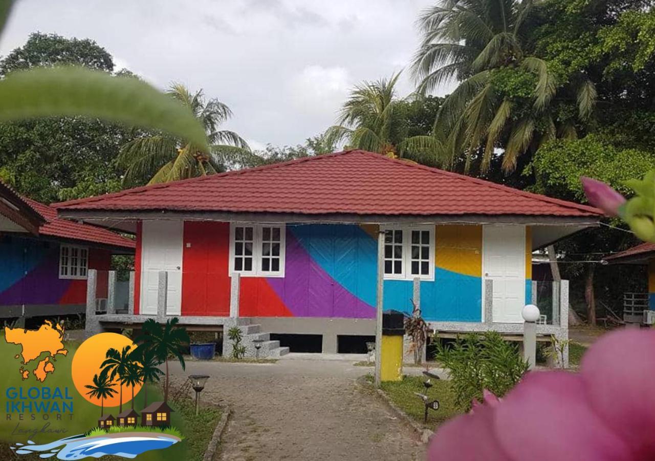 Global Ikhwan Resort Kuah Kültér fotó