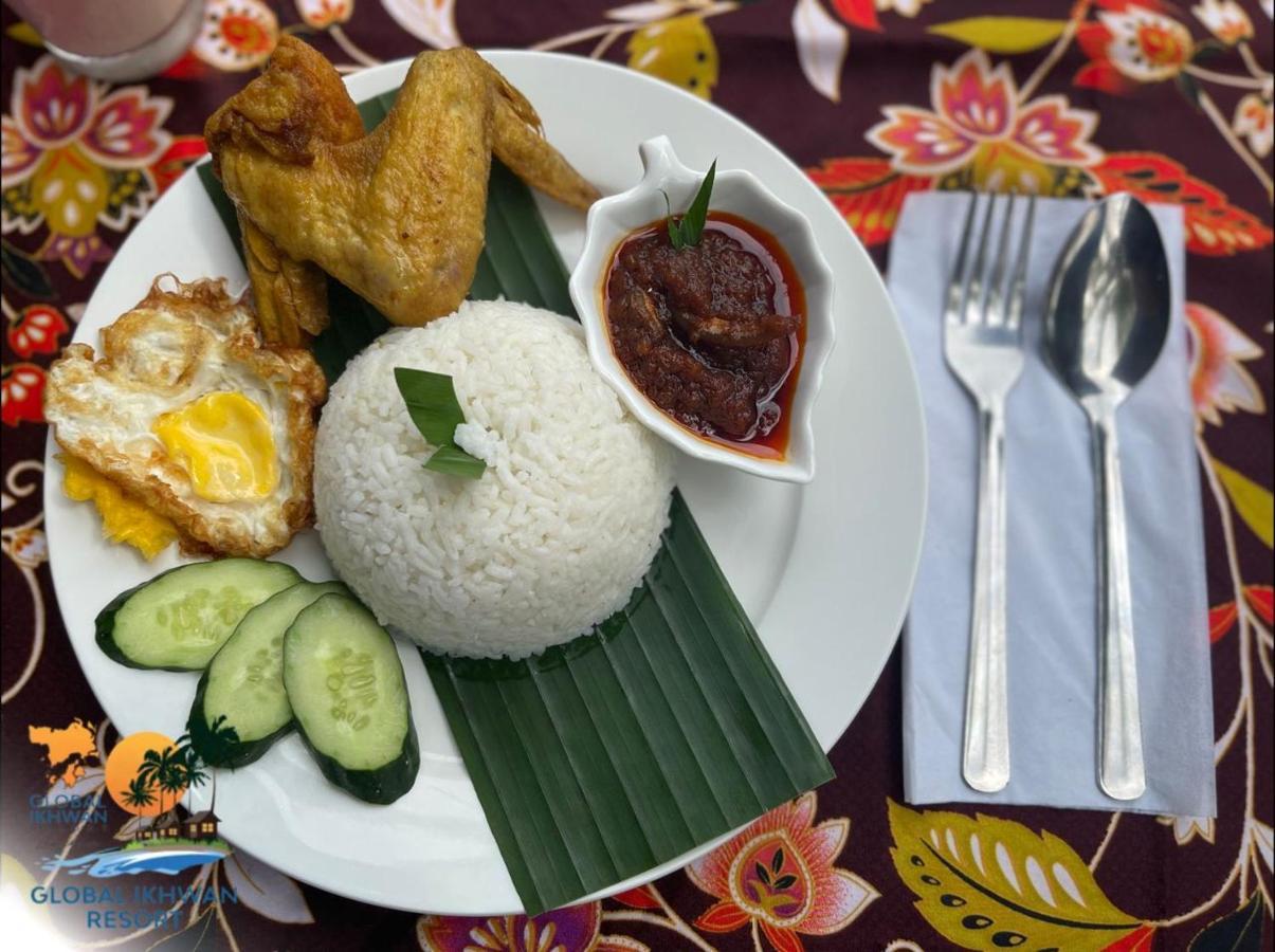 Global Ikhwan Resort Kuah Kültér fotó